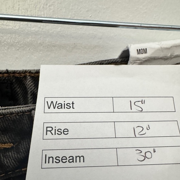 BDG Mom High Waisted Jeans Black - Picture 9 of 9